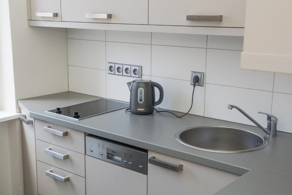 Apartments Embassy by LH - Resim 33