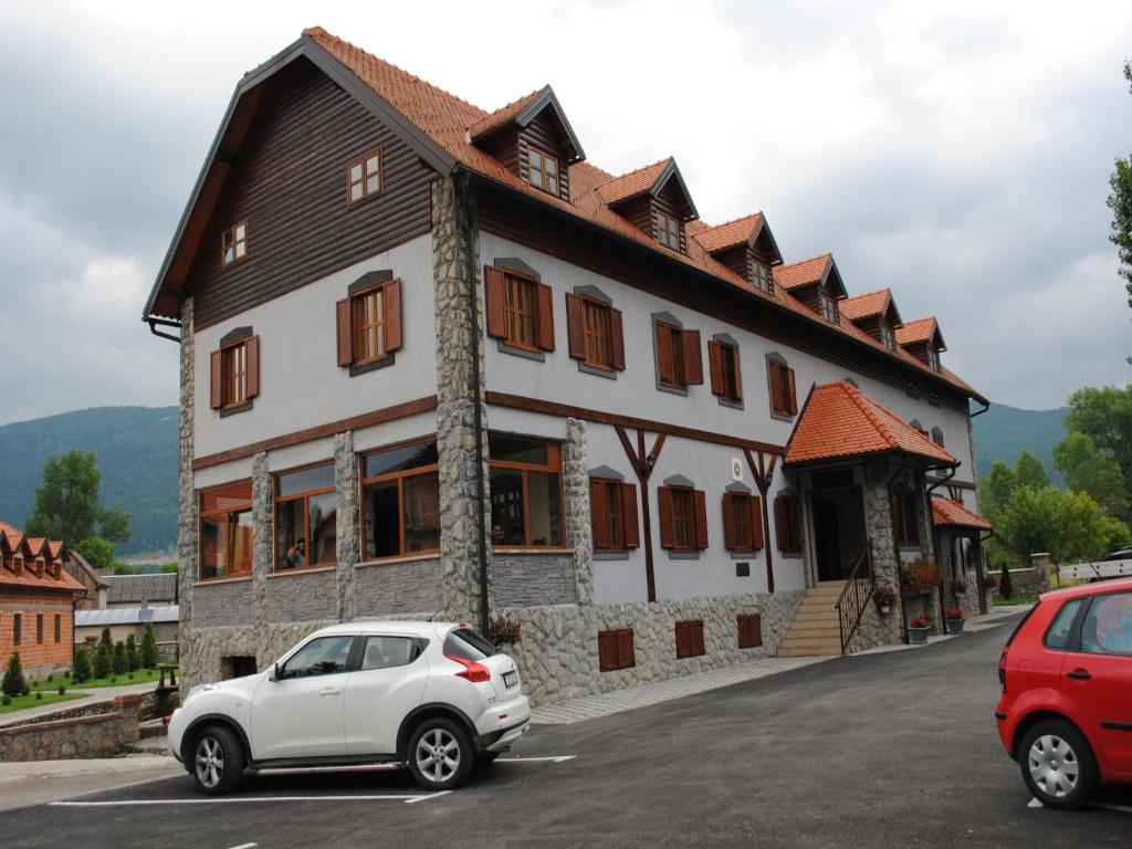 Budova, kde se hotel nachází