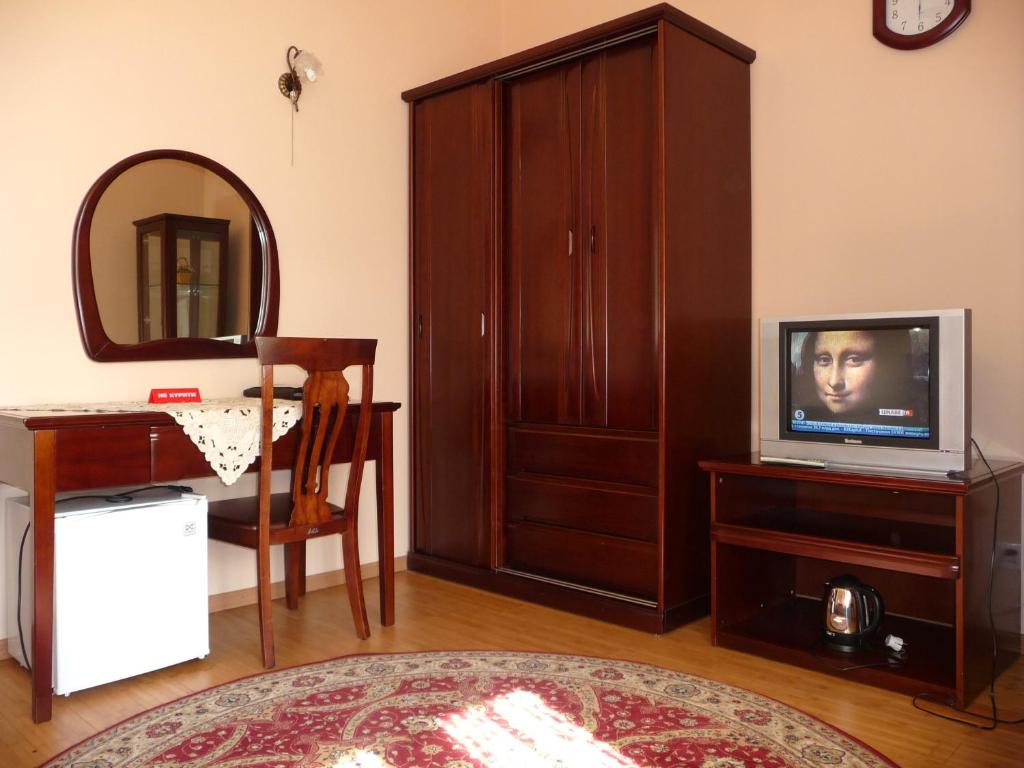 TV a/nebo společenská místnost v ubytování Hotel Sofia