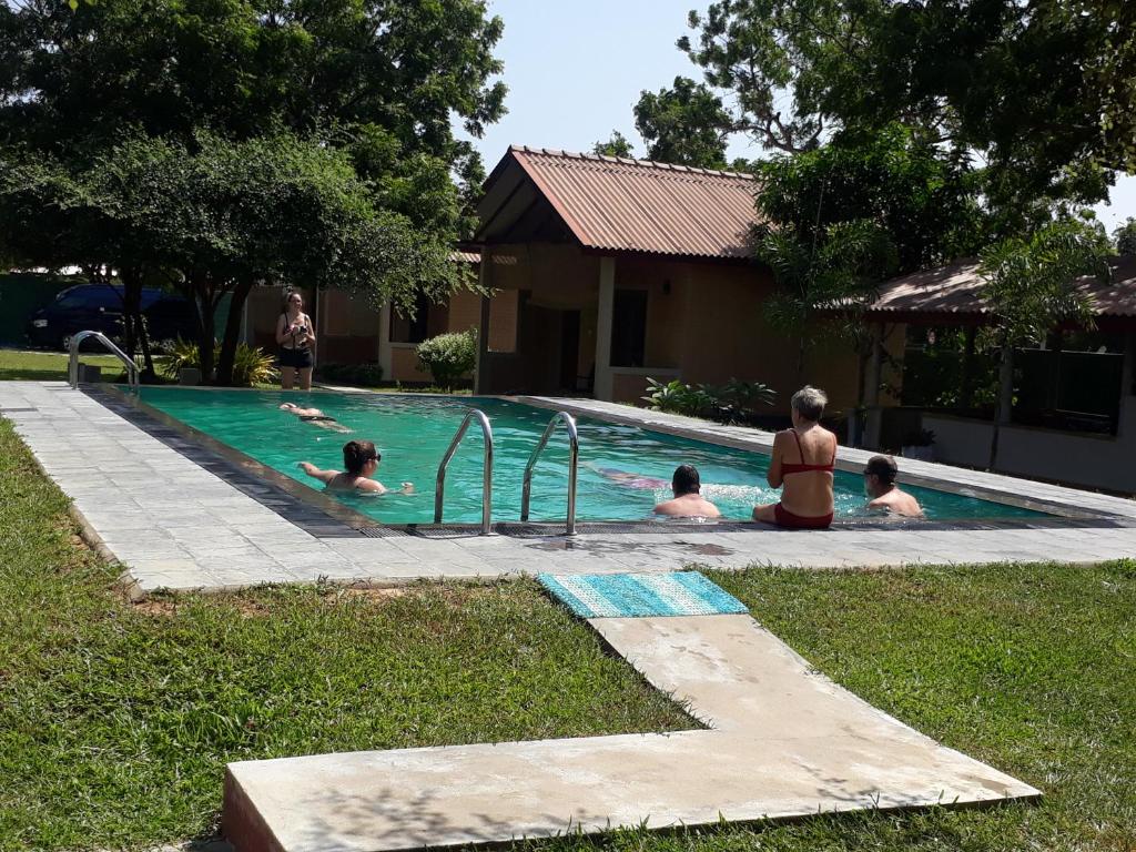 Bazén v ubytování Tringa Villas Yala nebo v jeho okolí