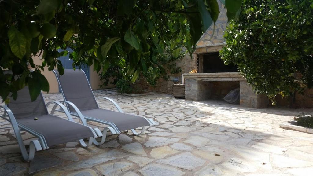 Fotografie z fotogalerie ubytování Seafront apartment in Kiveri, near Nafplion. v destinaci Kiverion