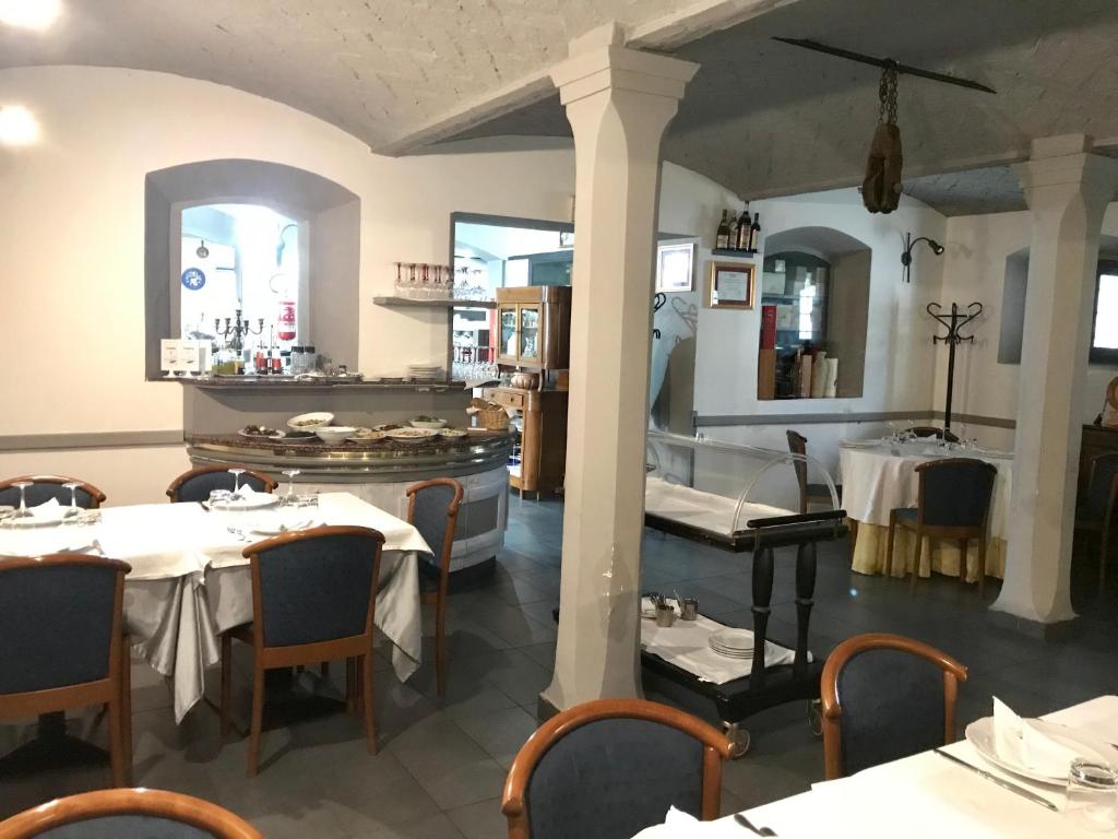 Reštaurácia alebo iné gastronomické zariadenie v ubytovaní taverna napoleone