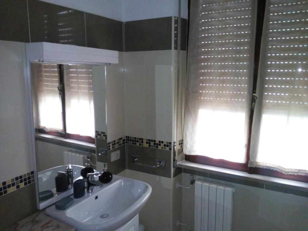 Koupelna v ubytování B&B Lo Scrigno