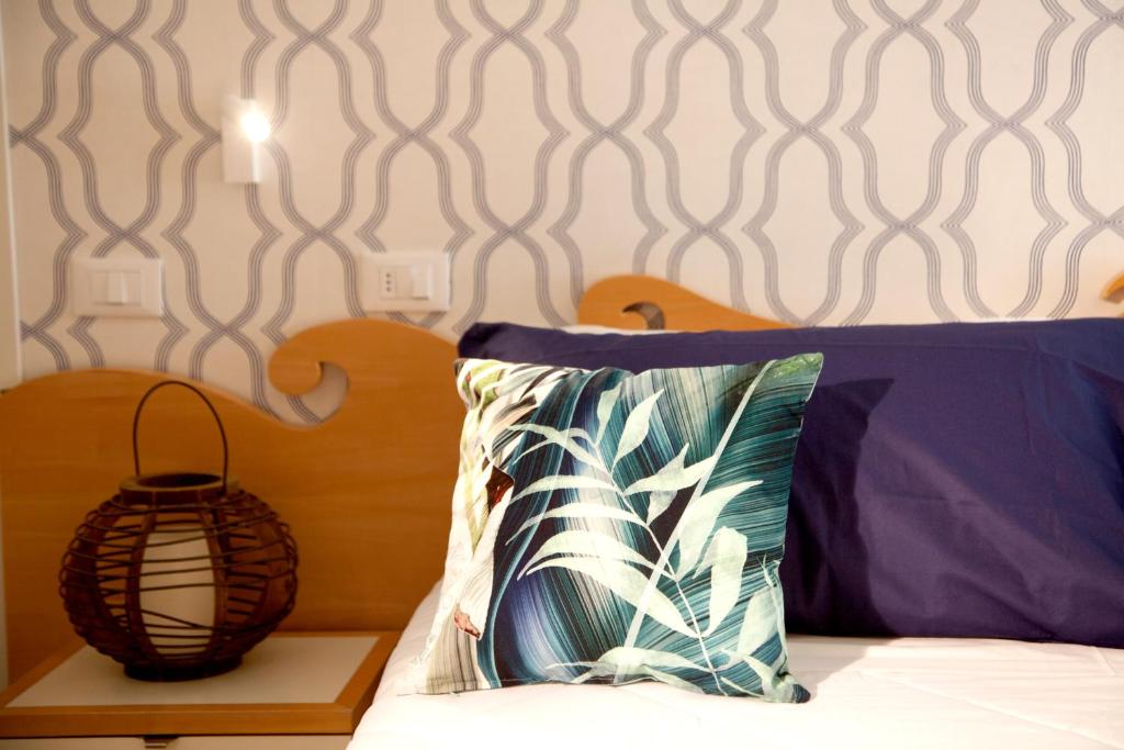 
Classic Double or Twin Room with Sea View
