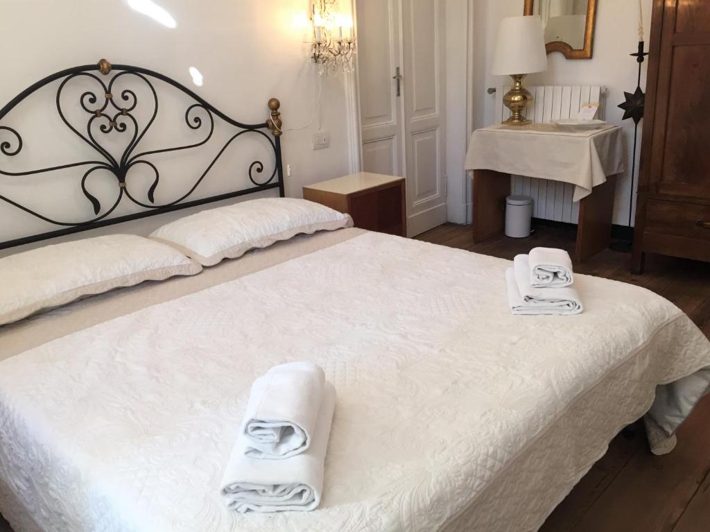 Postel nebo postele na pokoji v ubytování B&B Casa Del Priore