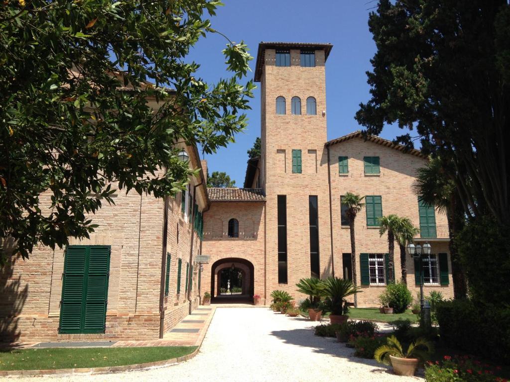 Zdjęcie z galerii obiektu Relais Villa Sant'Isidoro w mieście Colbuccaro