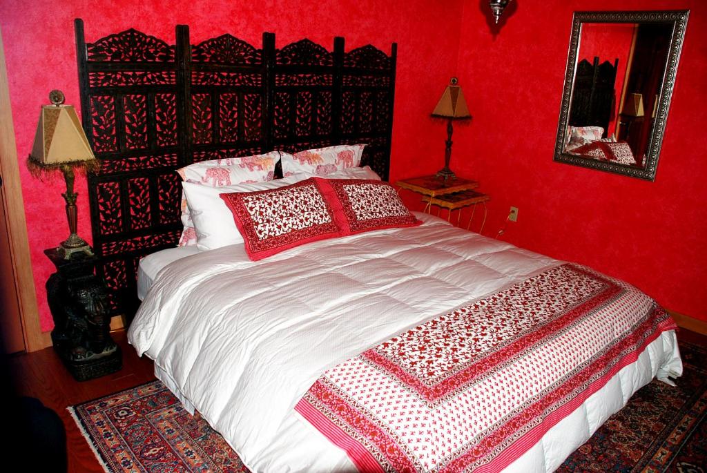 Letto o letti in una camera di Sierra Trails Inn