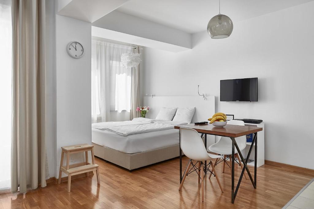 Moodeight Apartments - Studio Apartment With Balcony (2 Adults + 1 Child)