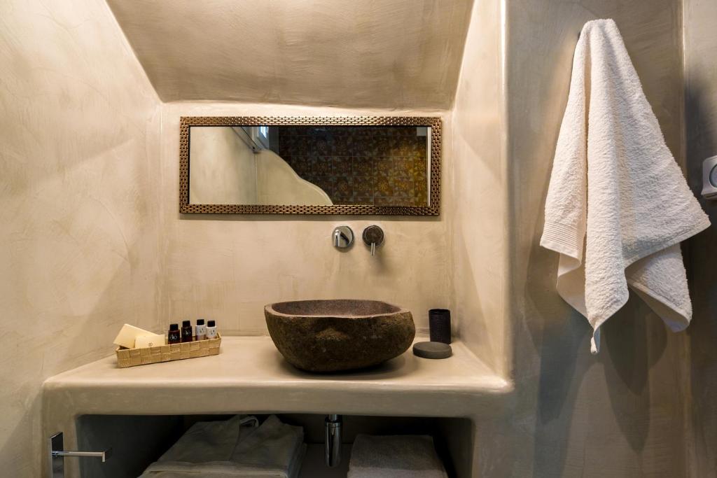 Emerald Collection Suites - 17