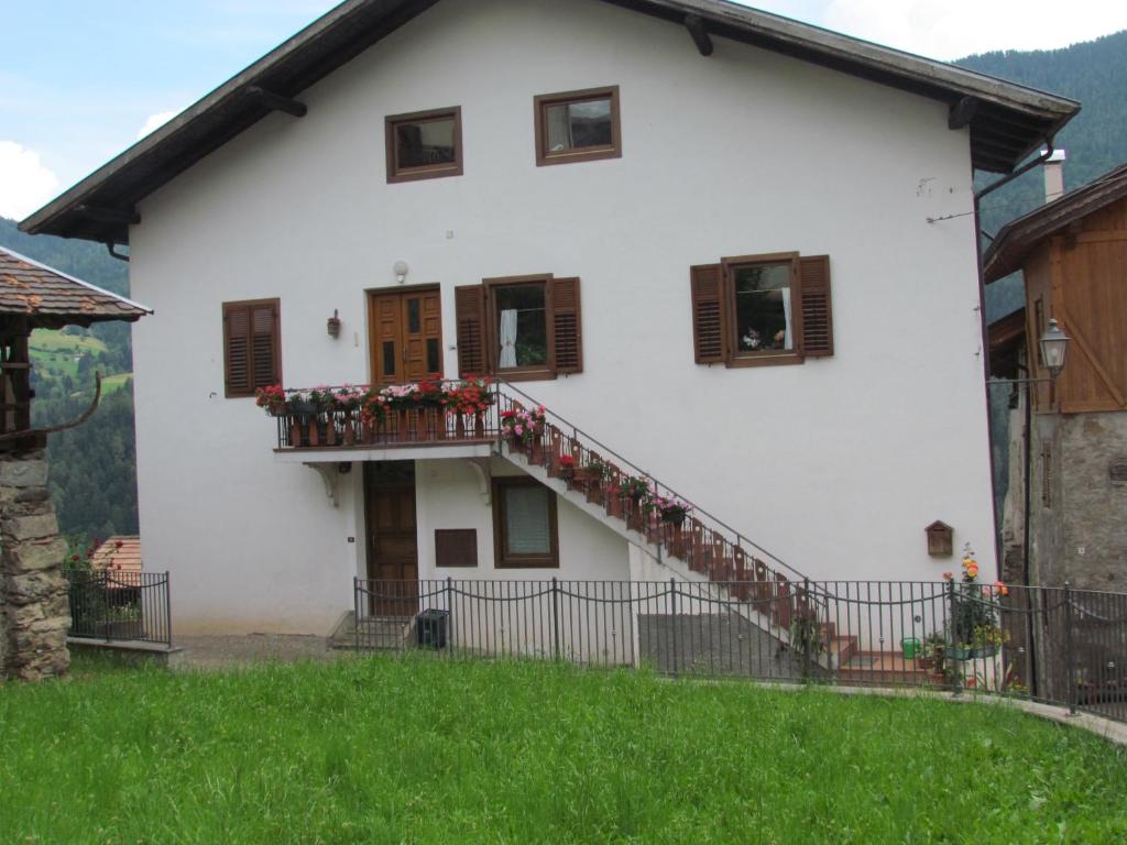 Budova, kde se aparthotel nachází