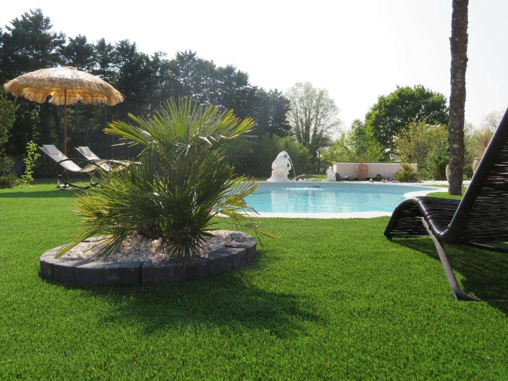Maison 4 étoiles et Studio 3 étoiles indépendants avec piscine - Studio With Terrace