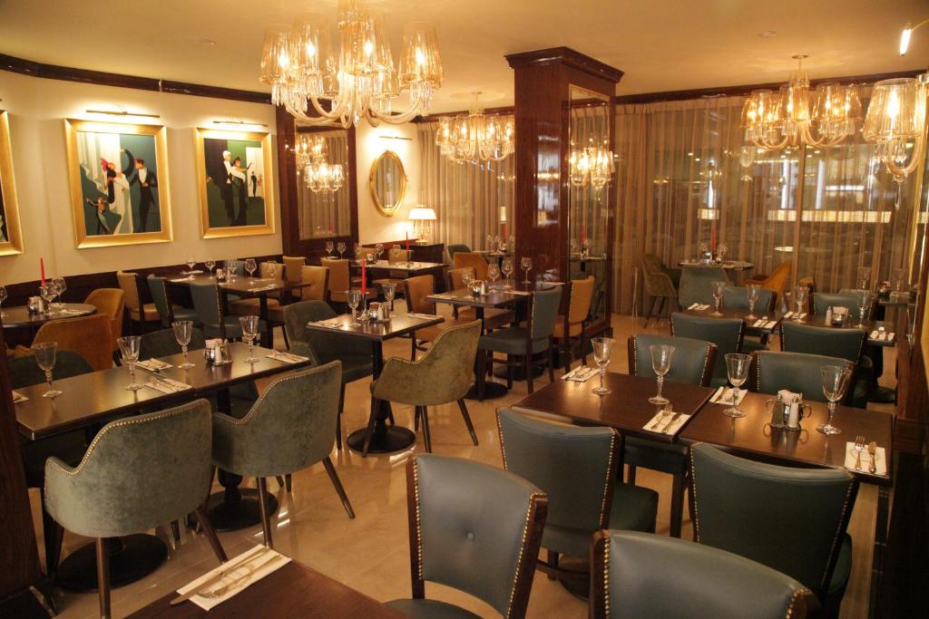 Posezení v ubytování Grand Concerto Hotel