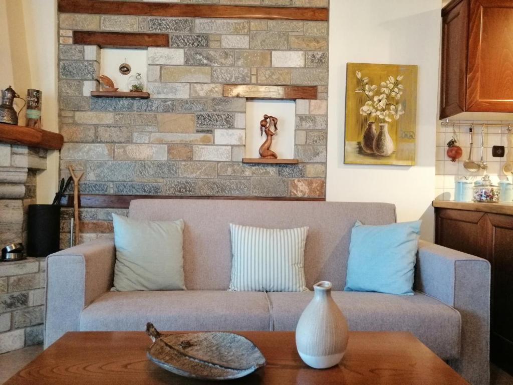 Uranous Blue Luxury Villa Agios Ioannis Papa Nero, Agios Ioannis Pelio –  Updated 2022 Prices