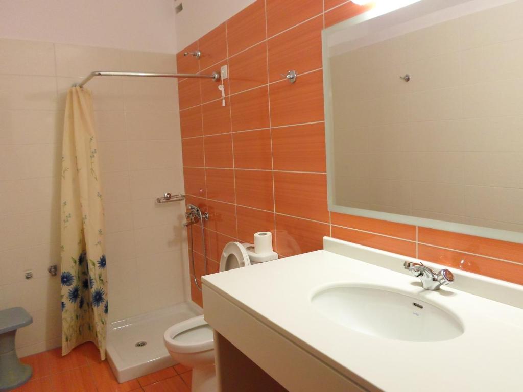 Koupelna v ubytování Mavroforos Hotel