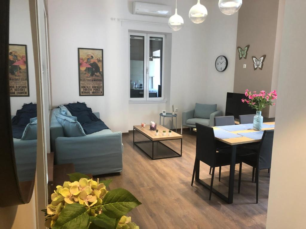 SOLOMOU APARTMENT - 18