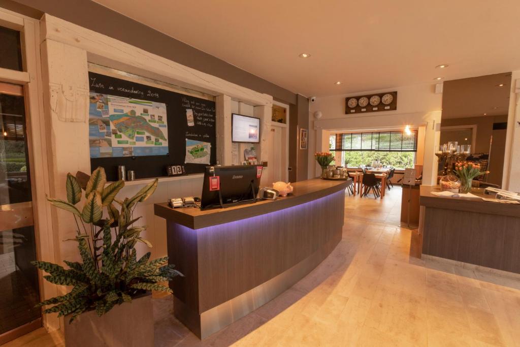 Posezení v ubytování Hotel Auberge St. Pol
