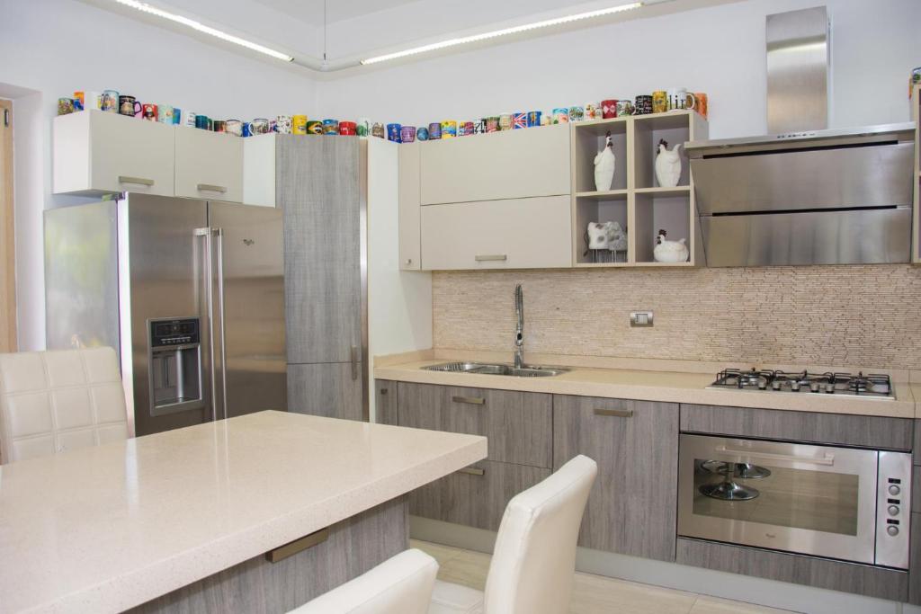 Kuchyň nebo kuchyňský kout v ubytování VILLA MATILDA luxury B&B