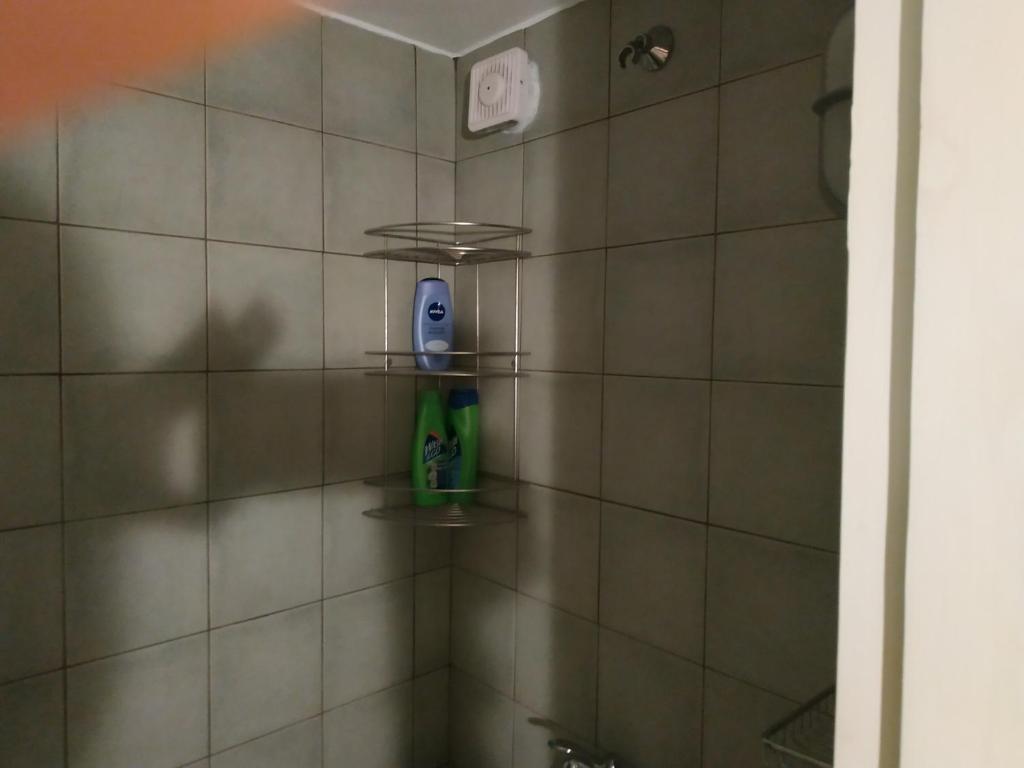 Koupelna v ubytování Absolute Matala