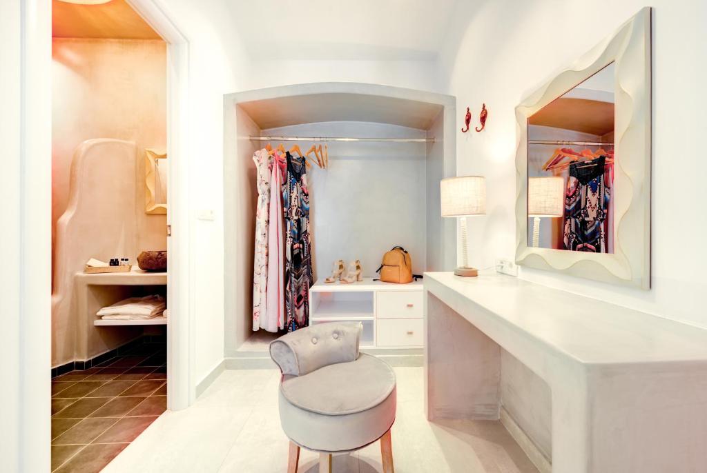 Emerald Collection Suites - 9