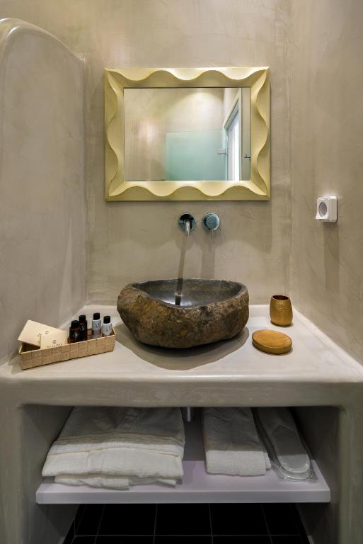 Emerald Collection Suites - 8