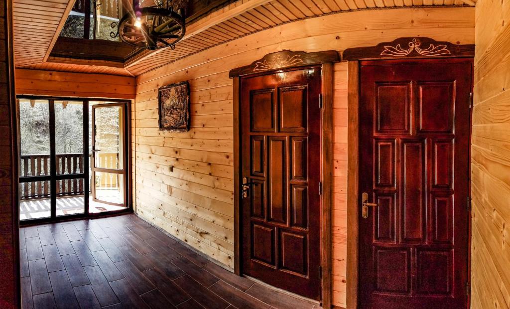 Fotografie z fotogalerie ubytování Коло Гір v destinaci Koločava