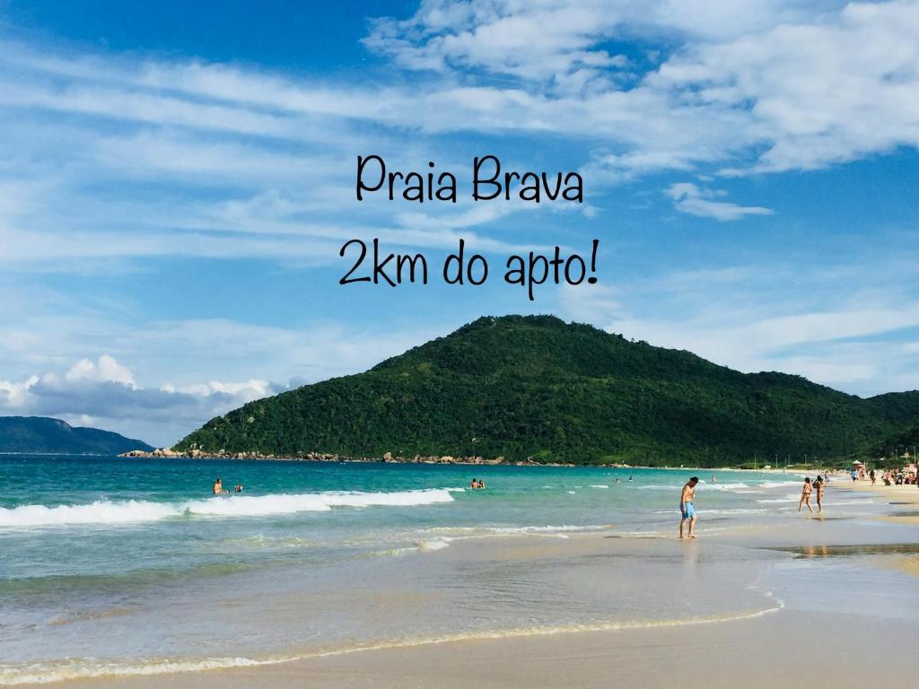  Apto 2 Quartos com Ar a 200m da Praia