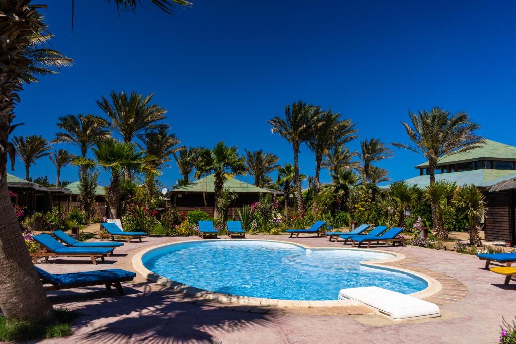 Bazén v ubytování Abu Dabbab Lodge nebo v jeho okolí