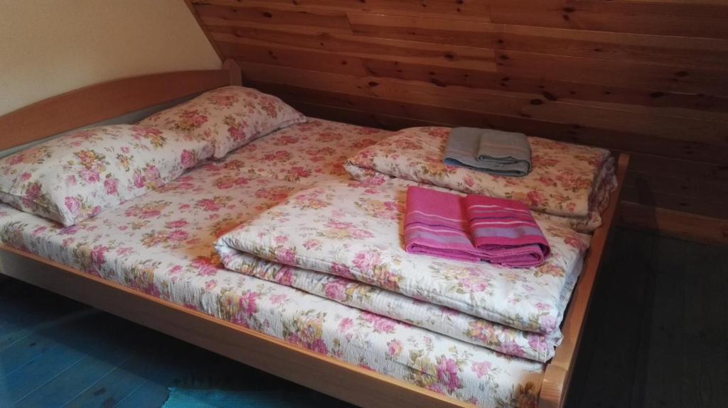 Postel nebo postele na pokoji v ubytování Apartment Bajka