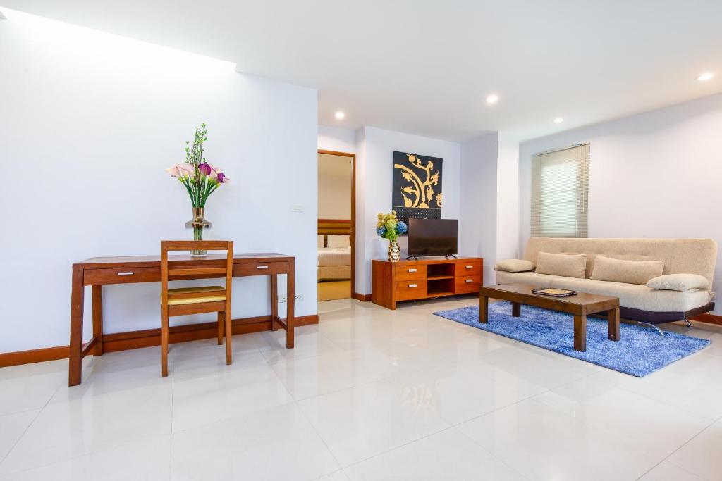 CITY RESIDENCE HOTEL SUITES