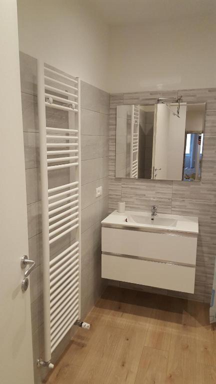 Łazienka w obiekcie Appartamento Sunrise - Centro Storico N1