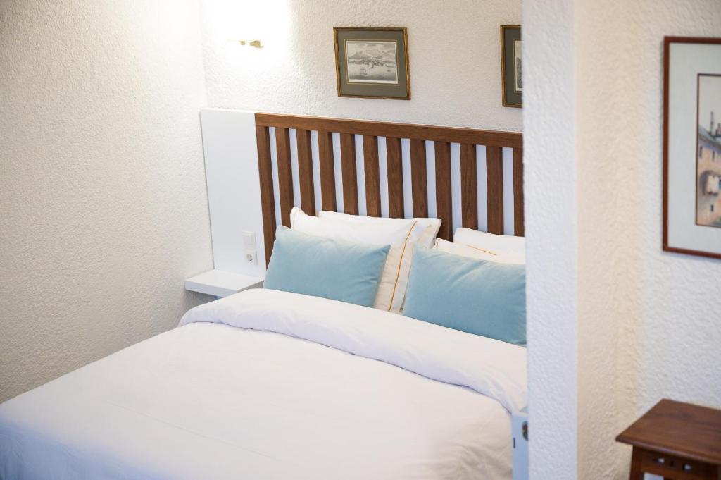 Postel nebo postele na pokoji v ubytování Villa Almira Luxury Apartments
