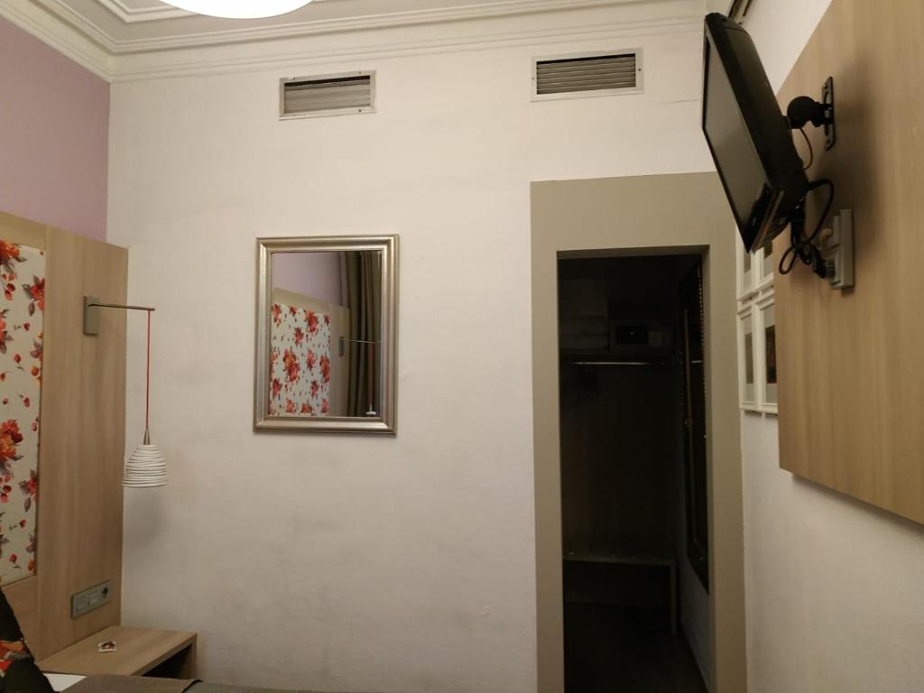 Hotel Ginebra - Resim 23