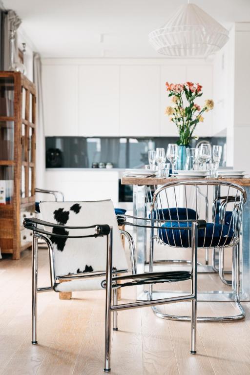 Kuchyňa alebo kuchynka v ubytovaní Penthouse Uptown - LoftAffair
