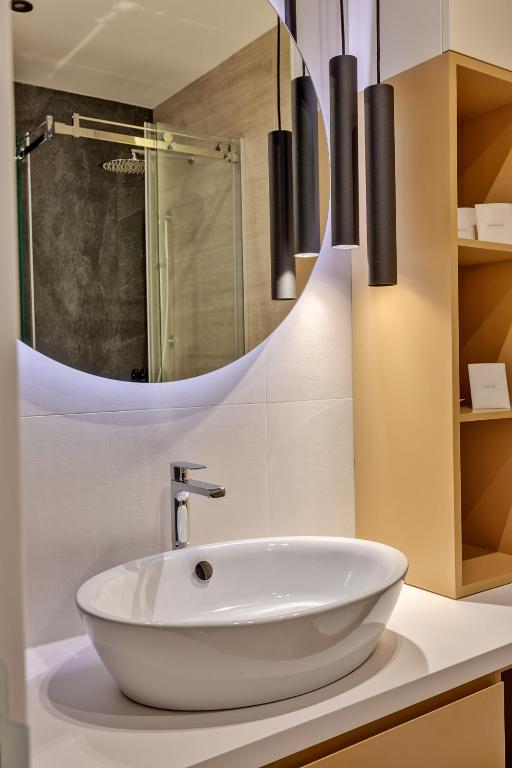 Koupelna v ubytování Black Pearl Luxury Suites