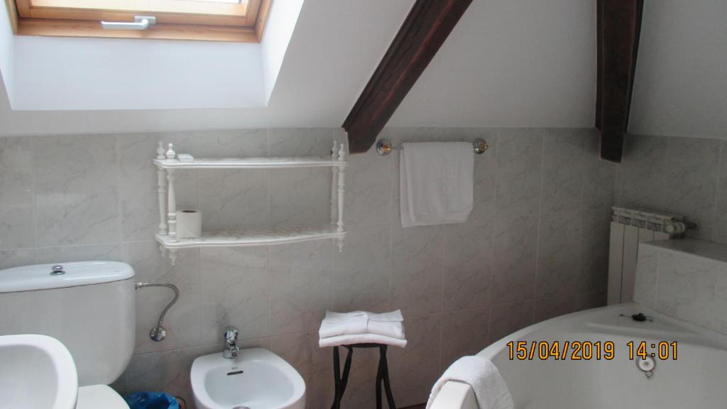 Koupelna v ubytování Hotel Playa Samil Vigo