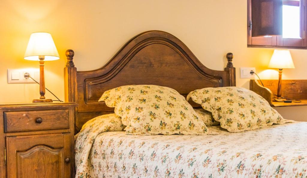 Postel nebo postele na pokoji v ubytování Casa de Aldea el Navaron