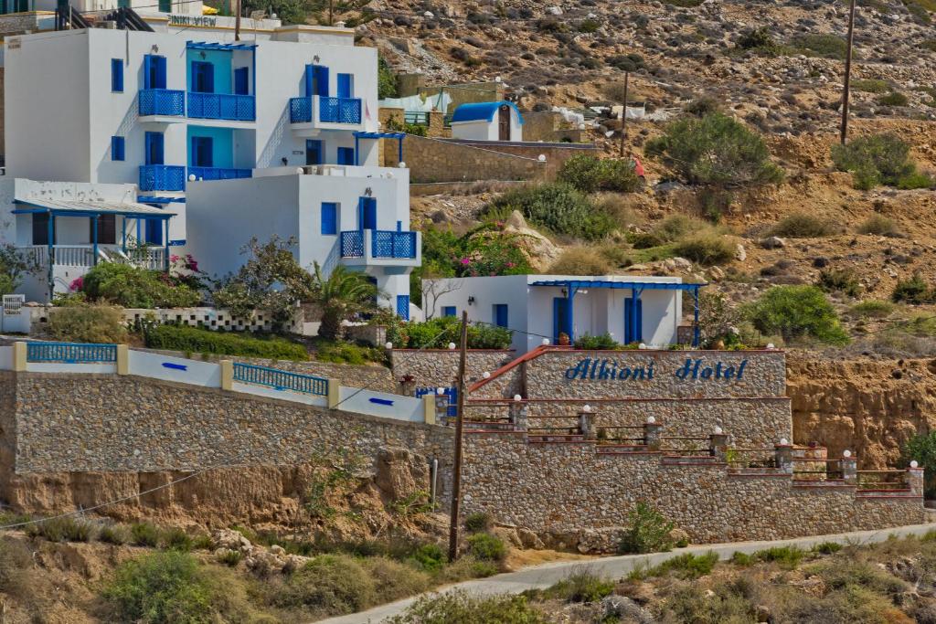 Alkioni Hotel, Foinikion (updated prices 2024)