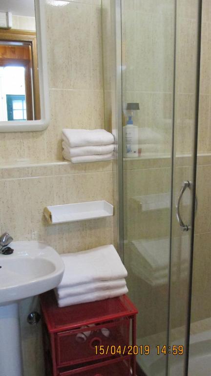 Koupelna v ubytování Hotel Playa Samil Vigo