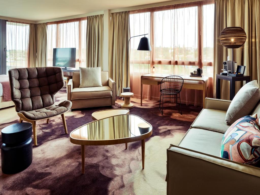 Posezení v ubytování Mercure Lyon Genas Eurexpo