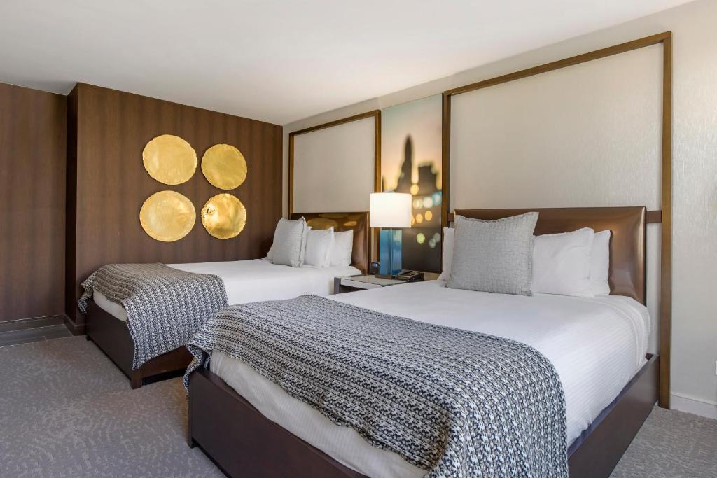 Omni Charlotte Hotel - 