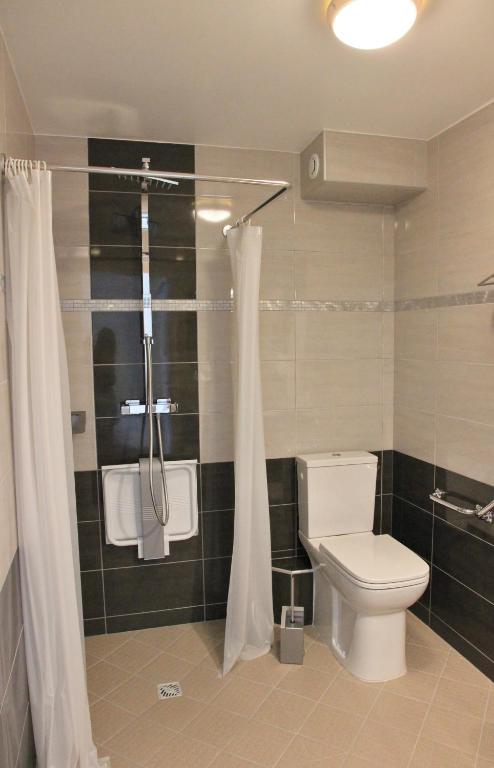 Koupelna v ubytování Hôtel l'Anvia