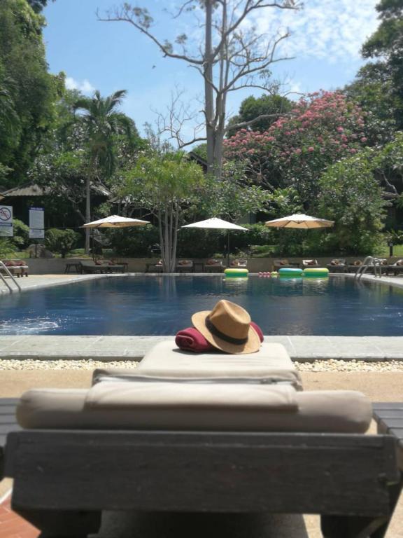 Let's Hyde Pattaya Resort & Villas - Pool Cabanas - Resim 32