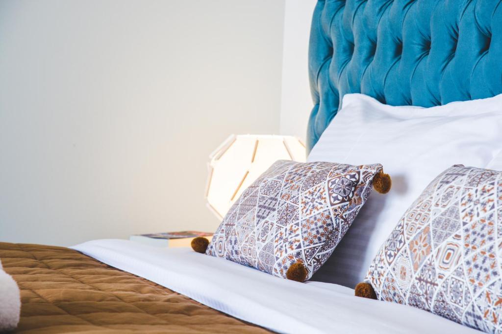 Dome Rooms Downtown - 9