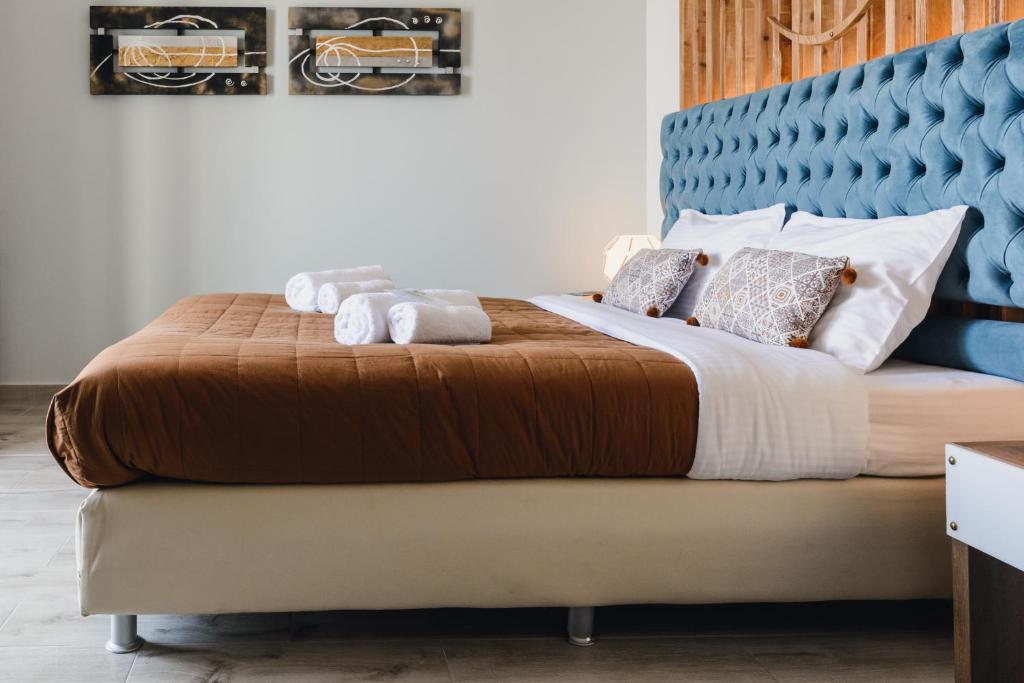 Dome Rooms Downtown - 8