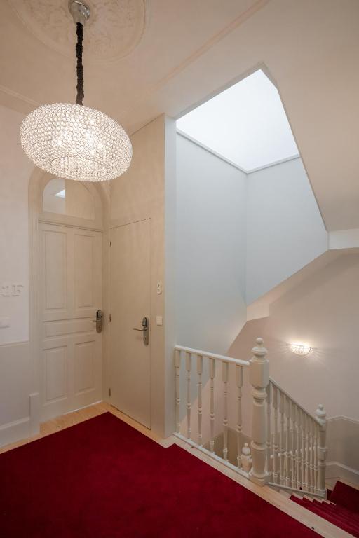 Porto Deluxe Apartments - 14