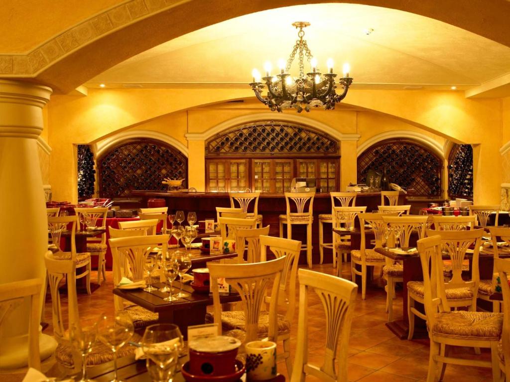  Royal Palm Plaza Resort