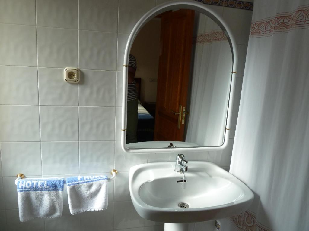 Koupelna v ubytování Apartahotel Faure