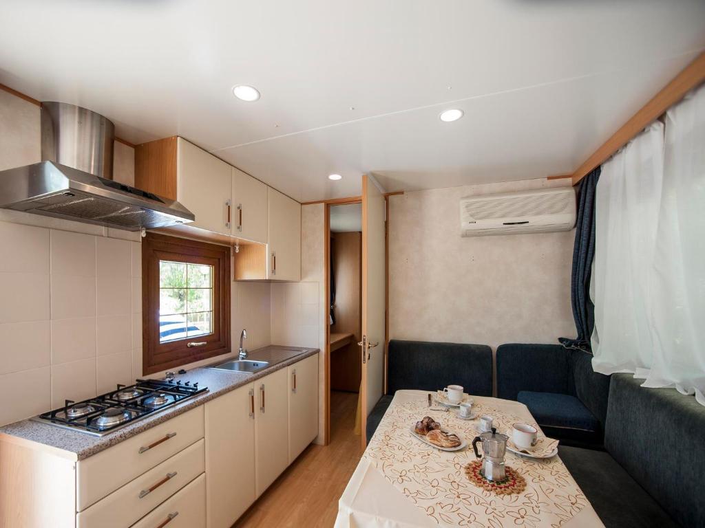 Camping Village Mugello Verde - Casa Móvil Estándar De 2 Dormitorios