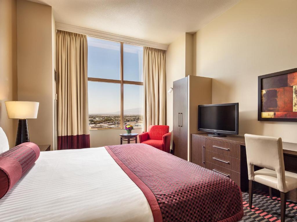 The STRAT Hotel, Casino & Tower - 