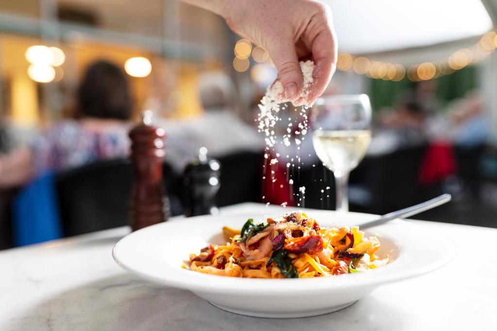 Forrest Hotel & Apartments - Resim 9